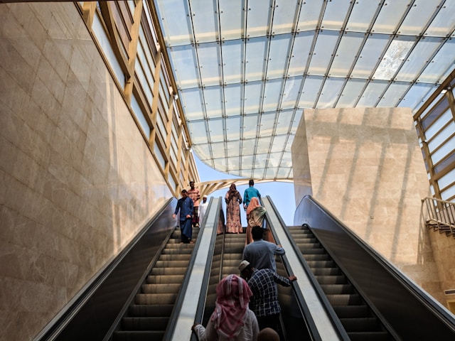 القضايا التجارية